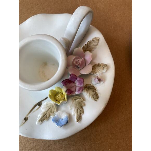 Vtg Unmarked Matte Bisque Porcelain Candle Holder Flowers Ring Handle Lefton 2 - Picture 6 of 8